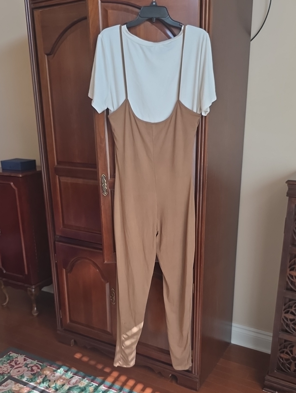 Women’s Tan Jumpsuit - Sleek Spaghetti Strap Overalls W/ Crew Neck Top 1x